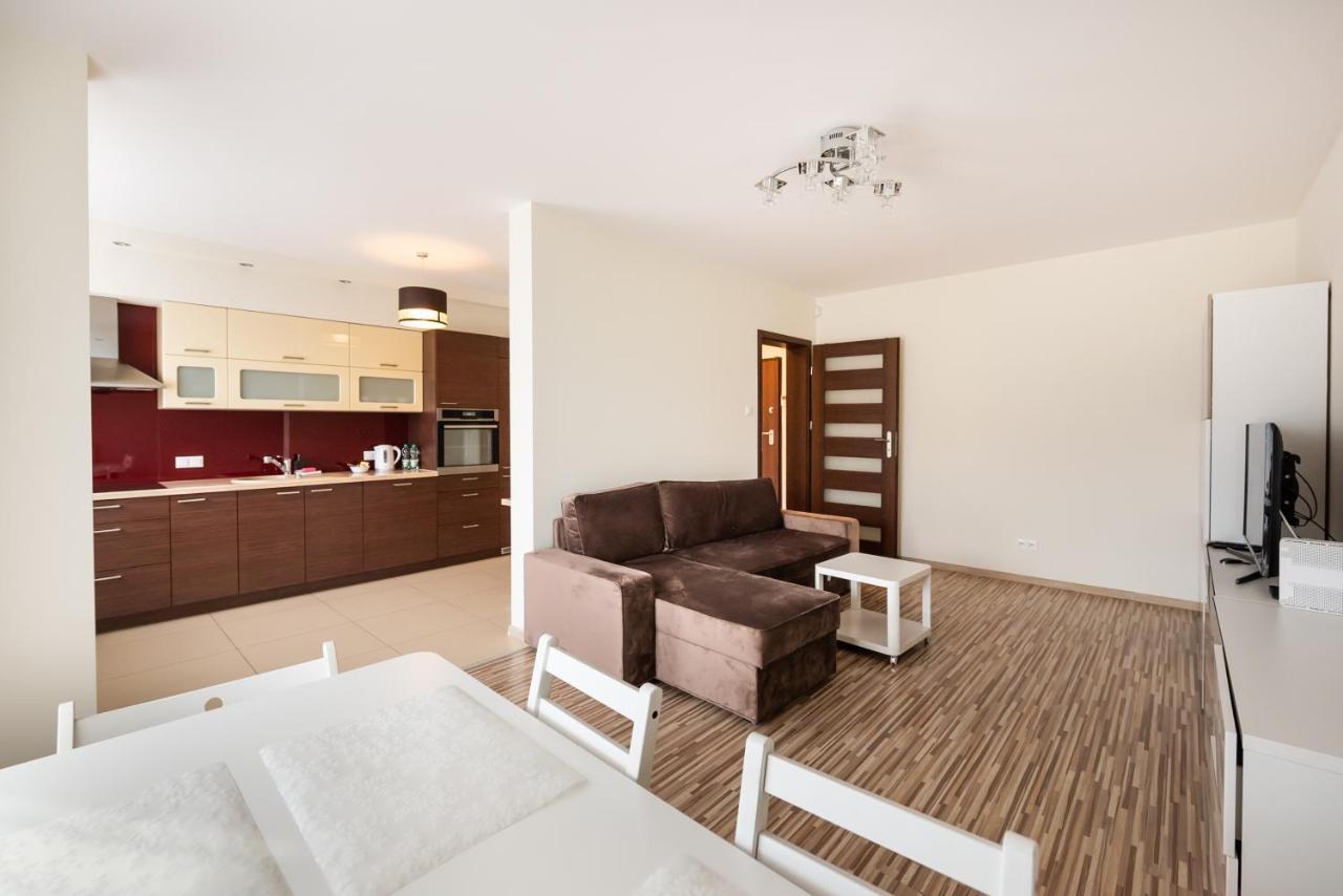 Metro Kondratowicza Spacious Apartment Warschau Buitenkant foto